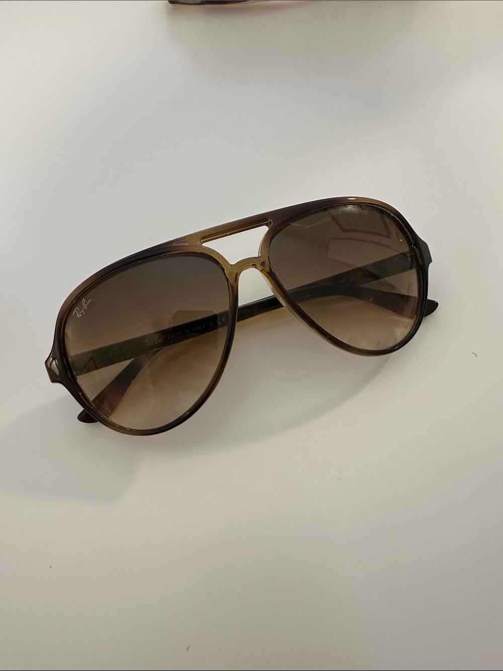 Ray-Ban Brown Gradient Aviator Sunglasses for Men